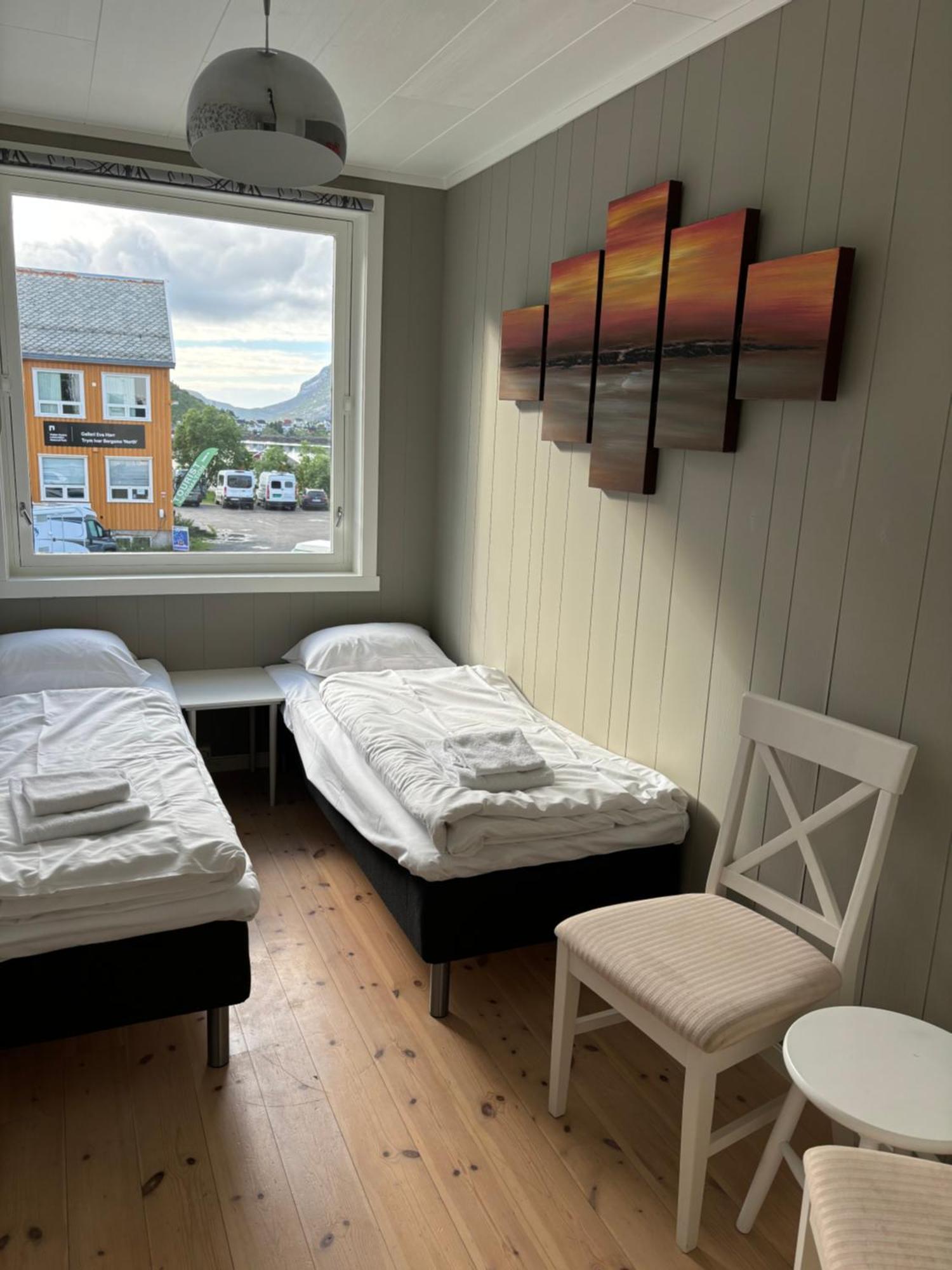 Lofoten Bed & Breakfast Reine - Rooms & Apartments Exterior photo