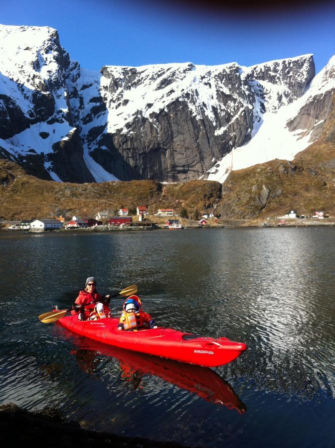 Lofoten Bed & Breakfast Reine - Rooms & Apartments Exterior photo