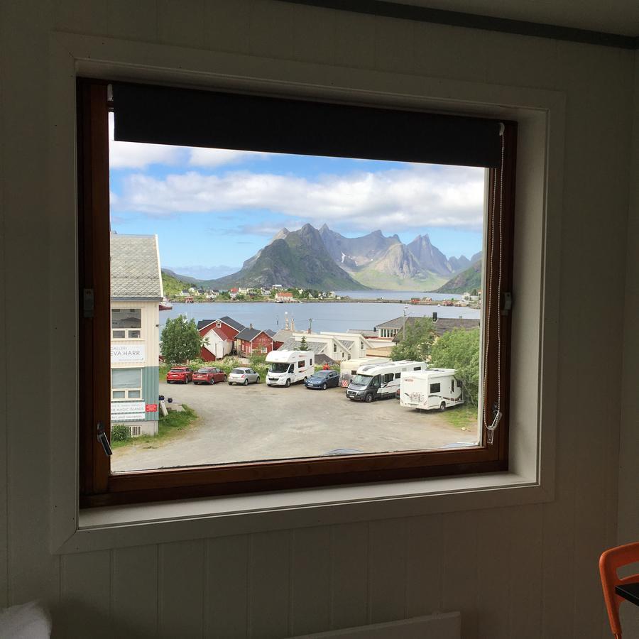 Lofoten Bed & Breakfast Reine - Rooms & Apartments Exterior photo