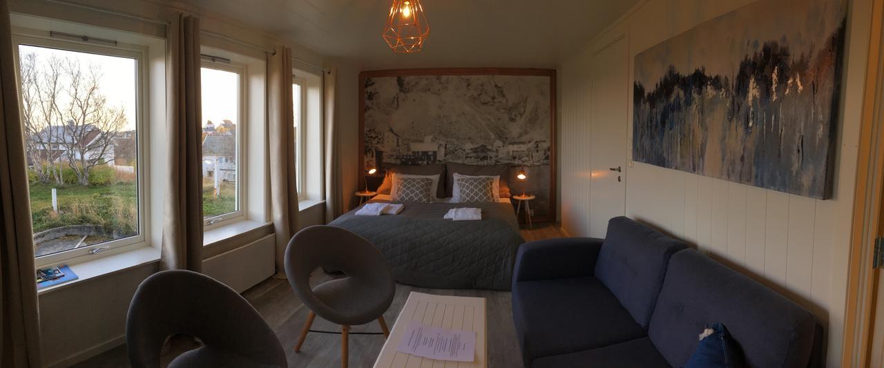 Lofoten Bed & Breakfast Reine - Rooms & Apartments Exterior photo