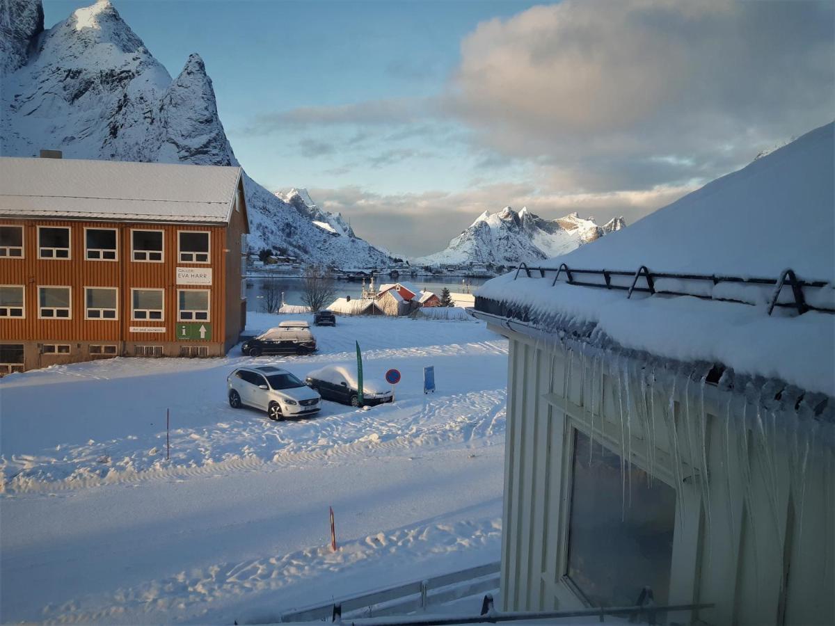 Lofoten Bed & Breakfast Reine - Rooms & Apartments Exterior photo